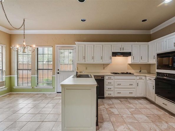 2314  Club Oaks Court , McKinney Texas 75072