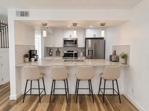 7155  Fair Oaks Avenue  22, Dallas Texas 75231