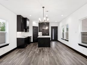 2420  Starks Avenue , Dallas Texas 75215