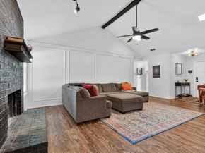 202  Laurel Street , Mansfield Texas 76063