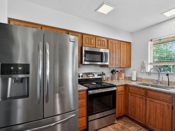 202  Laurel Street , Mansfield Texas 76063