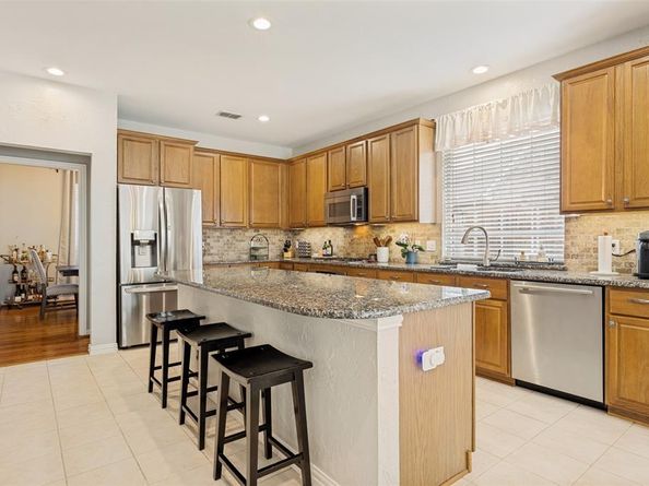 6610  Falcon Crest Lane , Sachse Texas 75048