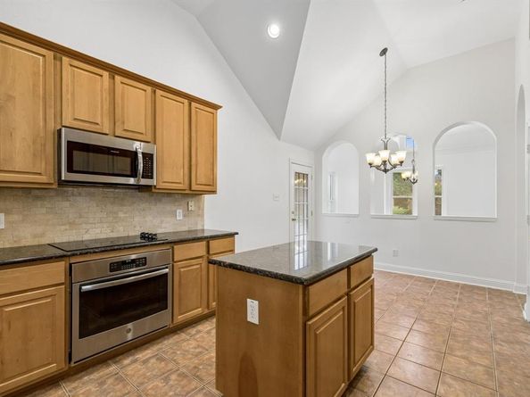 597  Southridge Way , Irving Texas 75063