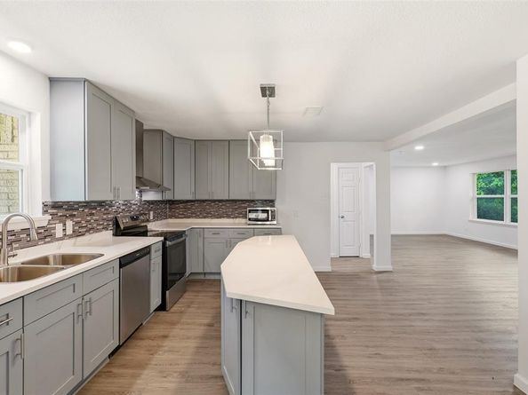2306  Greenland Drive , Dallas Texas 75228