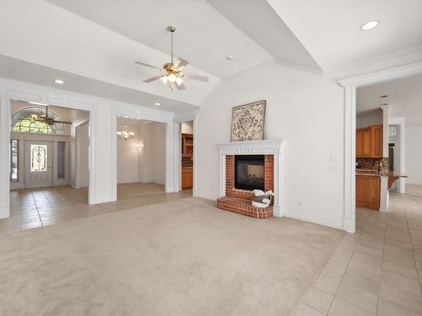 1013  Brook Arbor Drive , Mansfield Texas 76063