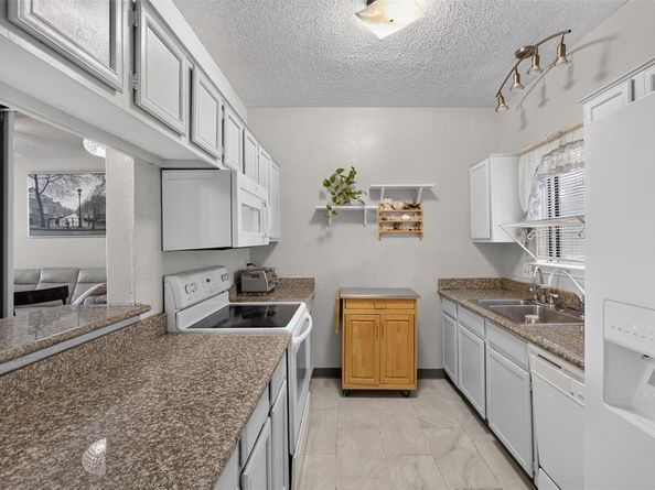 5550  Spring Valley Road  G24, Dallas Texas 75254