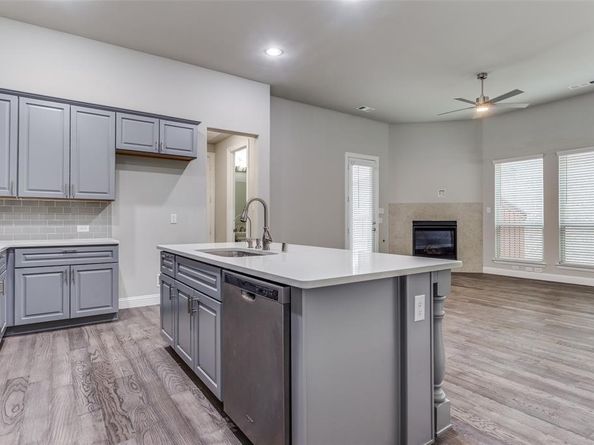 17620  Bottlebrush Drive , Dallas Texas 75252