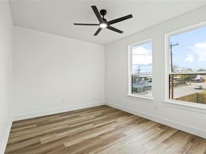 2401  Peabody Avenue , Dallas Texas 75215