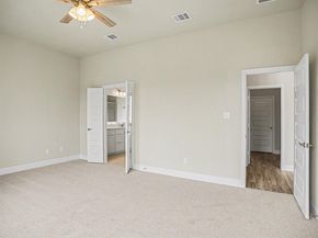 732  Candace Drive , DeSoto Texas 75115