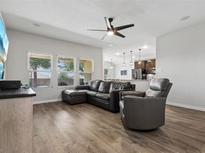 1412  Meadowlakes Drive , Azle Texas 76020