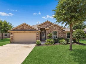 1412  Meadowlakes Drive , Azle Texas 76020