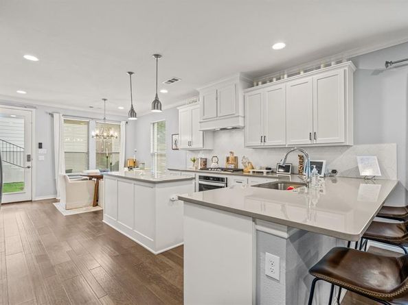 3711  Byers Avenue , Fort Worth Texas 76107