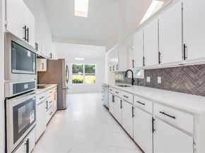 7717  Woodside Hill , Fort Worth Texas 76179