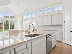 925  Oglethorpe Lane , Savannah Texas 76227