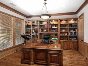 5  Birchmont Lane , Dallas Texas 75230