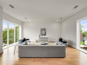 2410 N Prairie Avenue , Dallas Texas 75204