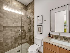 2410 N Prairie Avenue , Dallas Texas 75204
