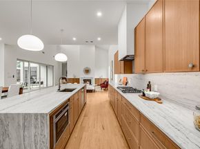 2410 N Prairie Avenue , Dallas Texas 75204