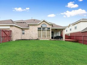 1521  Mountain Laurel Lane , DeSoto Texas 75115