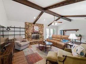 414  Ridgewood Drive , DeSoto Texas 75115