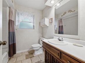 414  Ridgewood Drive , DeSoto Texas 75115