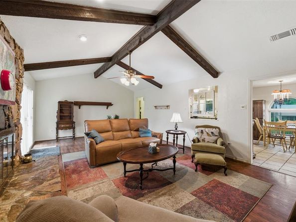 414  Ridgewood Drive , DeSoto Texas 75115