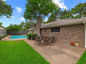 414  Ridgewood Drive , DeSoto Texas 75115