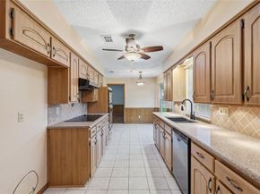 1030  Florence Drive , Duncanville Texas 75116