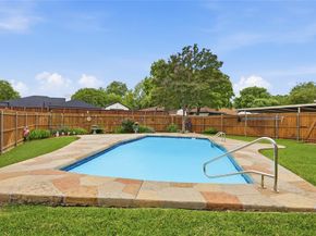 1030  Florence Drive , Duncanville Texas 75116