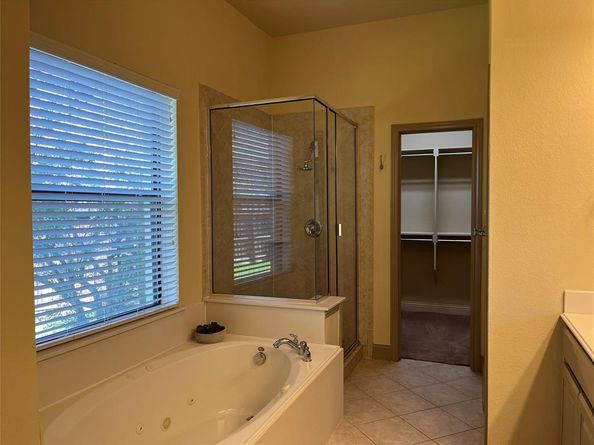 830  La Cima  , Irving Texas 75039