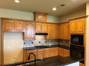 830  La Cima  , Irving Texas 75039