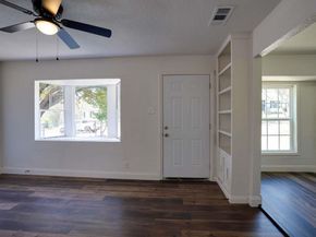 4363  Lisbon Street , Fort Worth Texas 76107