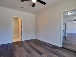 4363  Lisbon Street , Fort Worth Texas 76107