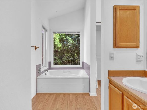 4736 SW 314th Place, Federal Way WA 98023