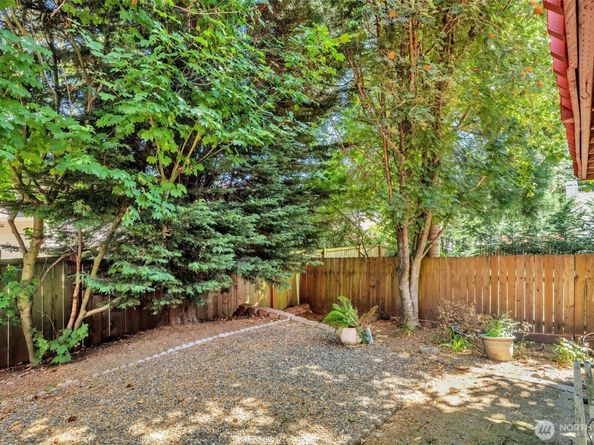 4736 SW 314th Place, Federal Way WA 98023