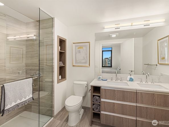 800 Columbia Street 2309, Seattle WA 98104