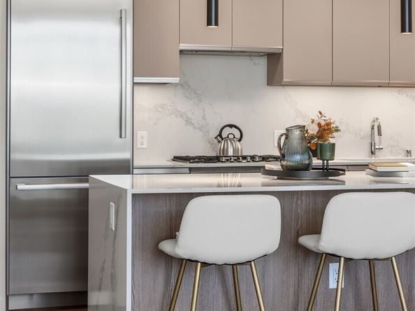 800 Columbia Street 2309, Seattle WA 98104