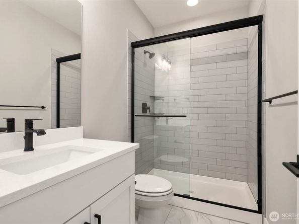 7560 S 130th Place, Seattle WA 98178