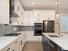7560 S 130th Place, Seattle WA 98178