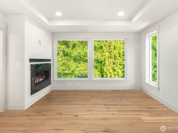 21041 SE 80th Street, Issaquah WA 98027