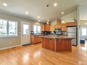 2216 Yukon Harbor Road SE, Port Orchard WA 98366