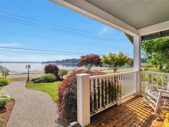 2216 Yukon Harbor Road SE