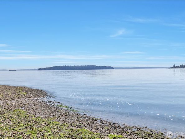 2216 Yukon Harbor Road SE, Port Orchard WA 98366