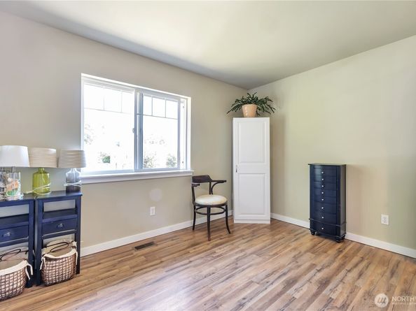 2216 Yukon Harbor Road SE, Port Orchard WA 98366