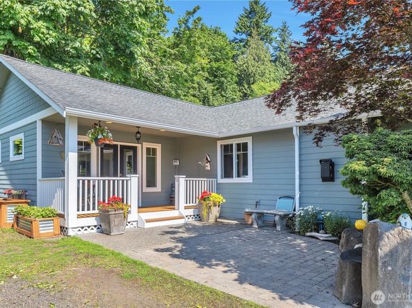2216 Yukon Harbor Road SE, Port Orchard WA 98366