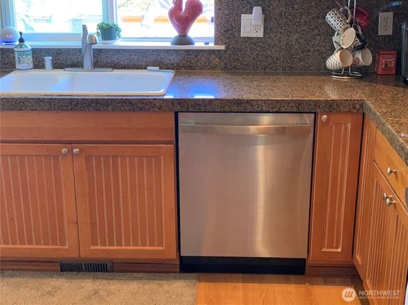 2216 Yukon Harbor Road SE, Port Orchard WA 98366