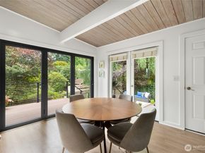 4018 89th Avenue SE, Mercer Island WA 98040