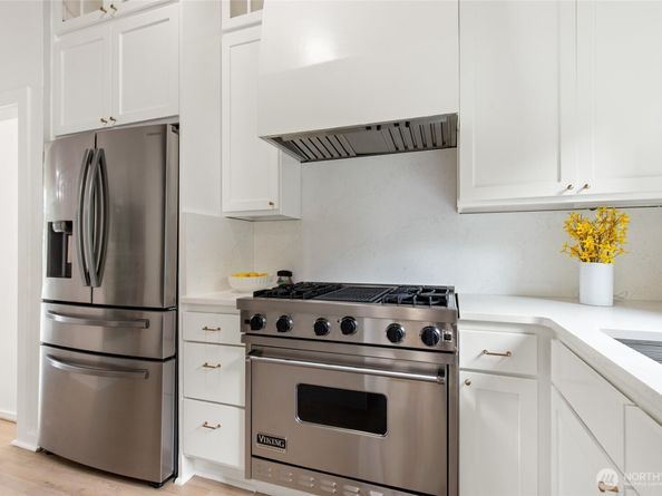 4018 89th Avenue SE, Mercer Island WA 98040