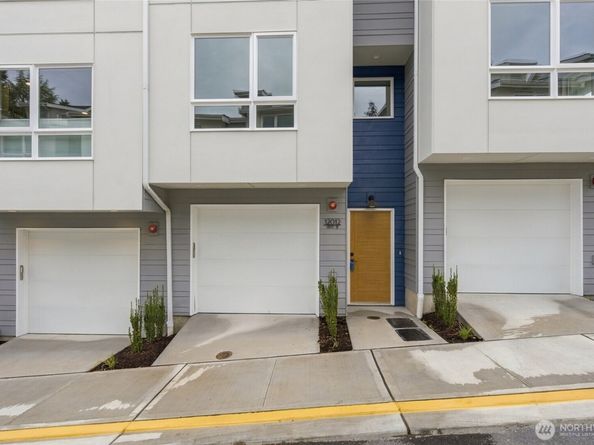 12006 17th Place S D, Burien WA 98168