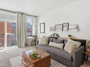 2414 1st Avenue 702, Seattle WA 98121